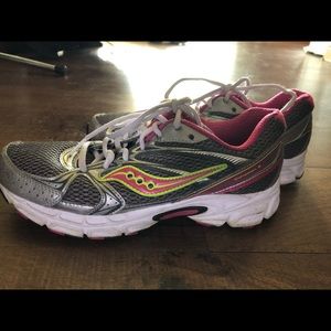 Women’s Saucony Cohesian Tennis Shoes